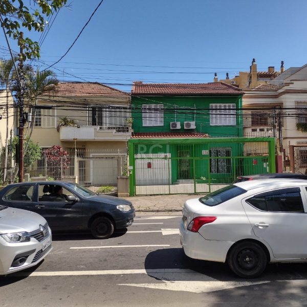 Casa à venda com 292m², 3 quartos, 1 suíte, 2 vagas no bairro Cidade Baixa em Porto Alegre - Foto 1