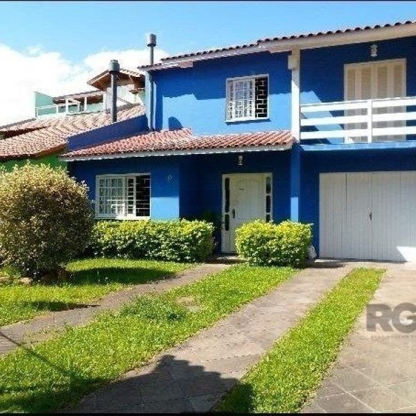 Casa à venda com 142m², 3 quartos, 1 suíte, 3 vagas no bairro Ipanema em Porto Alegre - Foto 1