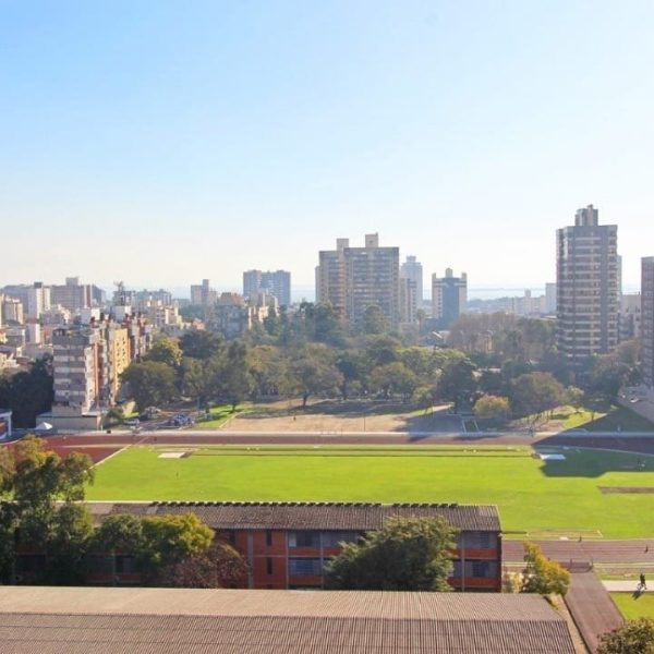 Apartamento à venda com 76m², 2 quartos, 1 suíte, 2 vagas no bairro Menino Deus em Porto Alegre - Foto 1