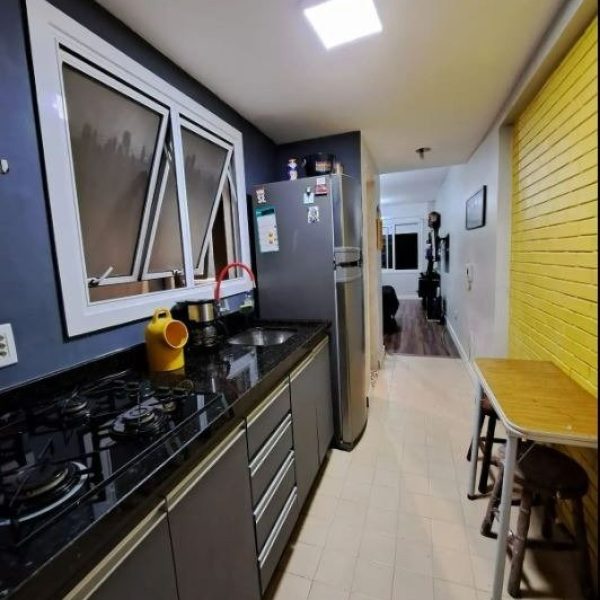 Apartamento à venda com 28m², 1 quarto, 1 suíte no bairro Cidade Baixa em Porto Alegre - Foto 1