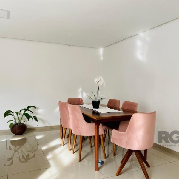 Apartamento à venda com 136m², 2 quartos, 1 suíte no bairro Medianeira em Porto Alegre - Foto 1