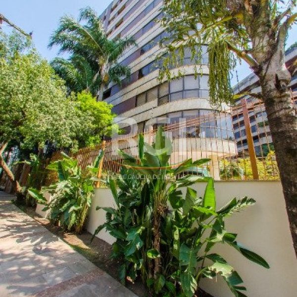 Apartamento à venda com 257m², 3 quartos, 3 suítes, 3 vagas no bairro Bela Vista em Porto Alegre - Foto 1