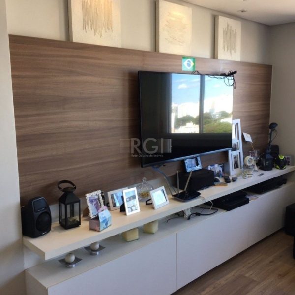 Apartamento à venda com 82m², 2 quartos, 1 suíte, 2 vagas no bairro Jardim Lindóia em Porto Alegre - Foto 1